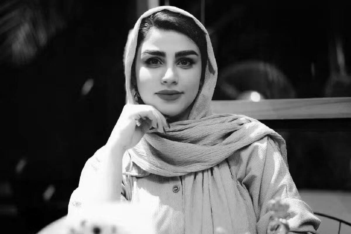 علت درگذشت بهاره سرگل‌زایی چه بود؟ نگاهی به بیوگرافی و زندگی دوبلور جوان و درخشان برنامه عصر جدید