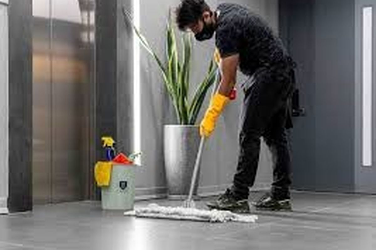 با این ترفند سریع خاک موکت رو تمیز کن، فیزیک رو کاربردیش کن + فیلم